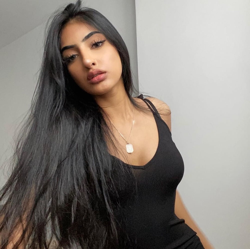 Sexy Paki Schlampen
 #92875602