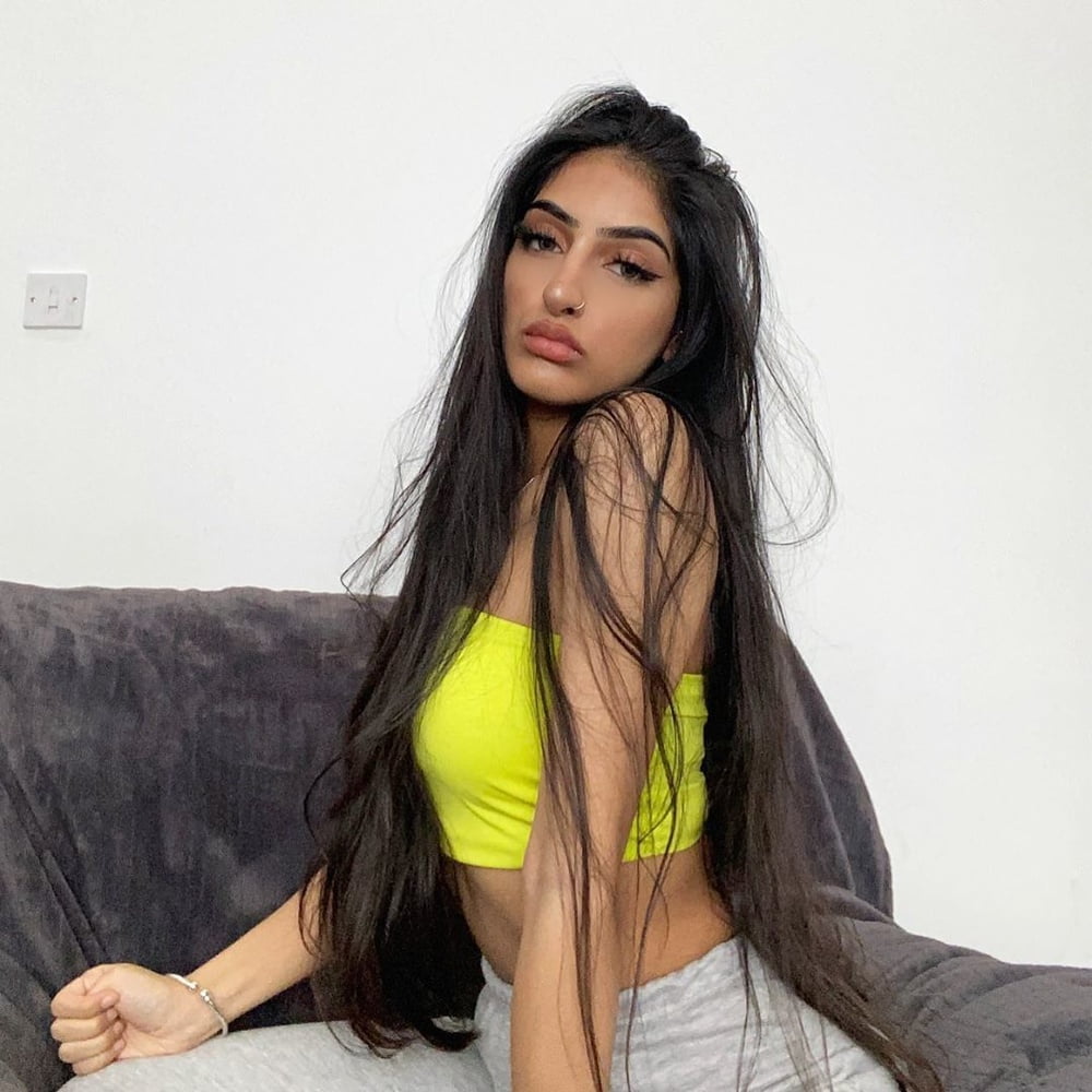 Sexy Paki Schlampen
 #92875607