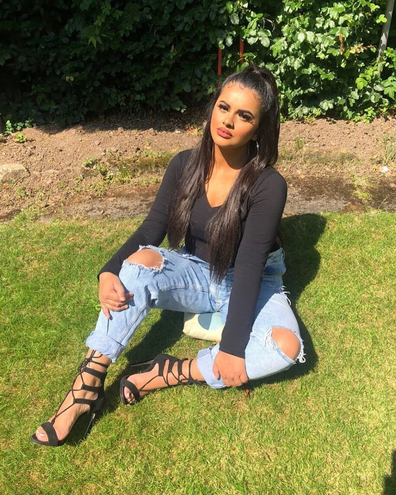 Sexy Paki Schlampen
 #92875681