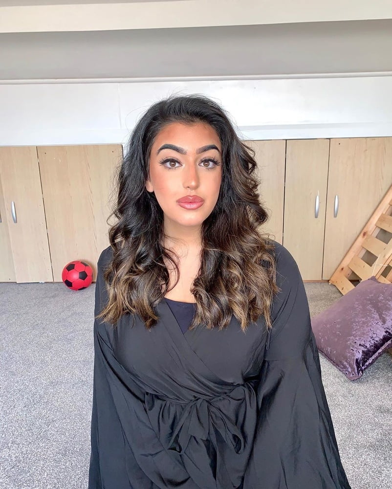 Sexy Paki Schlampen
 #92875687