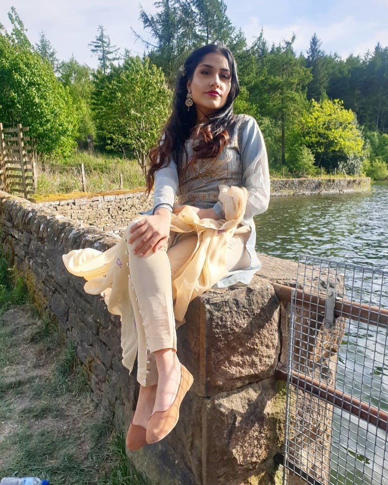 Sexy Paki Schlampen
 #92875696