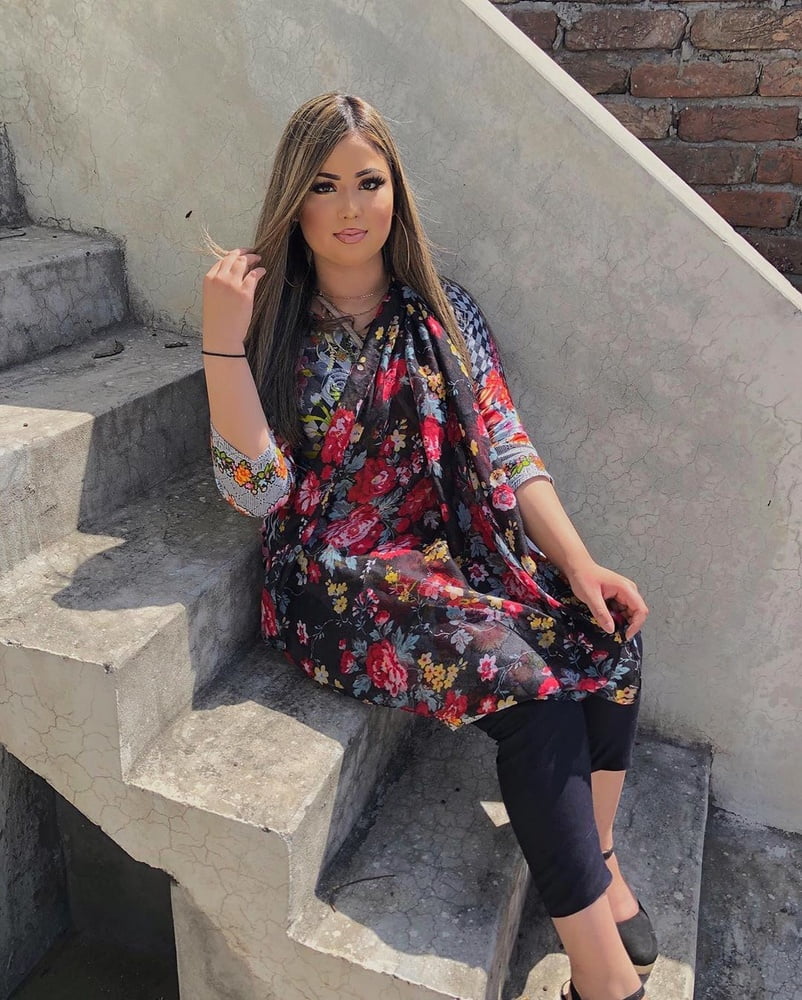 Sexy Paki Schlampen
 #92875741