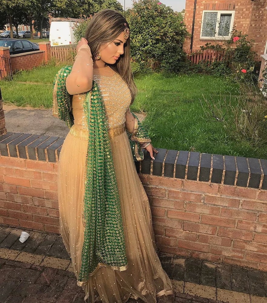 Sexy Paki Schlampen
 #92875771