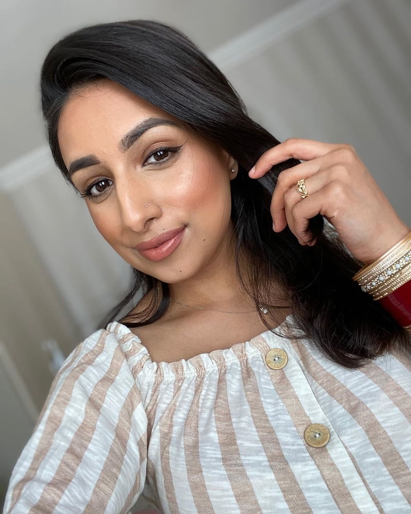 Sexy Paki Schlampen
 #92875845