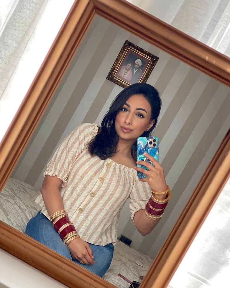 Sexy Paki Schlampen
 #92875854