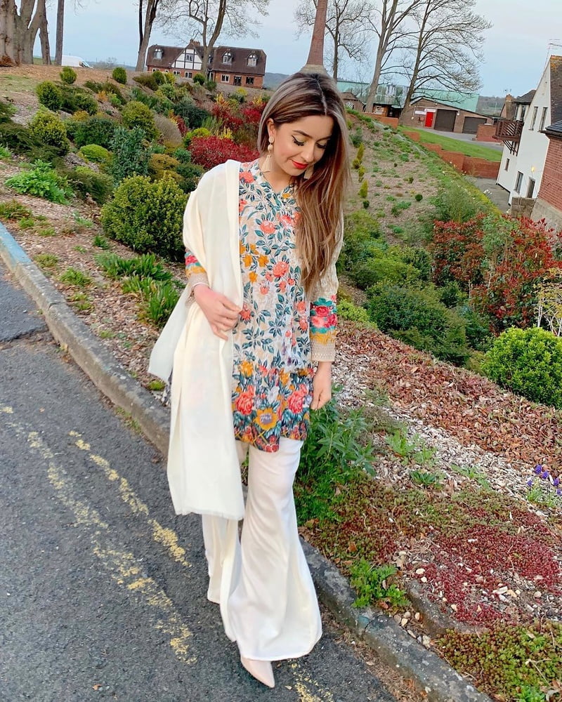 Sexy Paki Schlampen
 #92875950