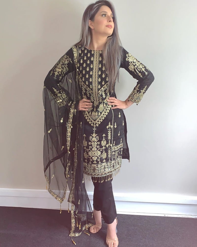 Sexy Paki Schlampen
 #92875958