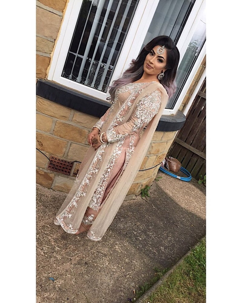 Sexy Paki Schlampen
 #92875970