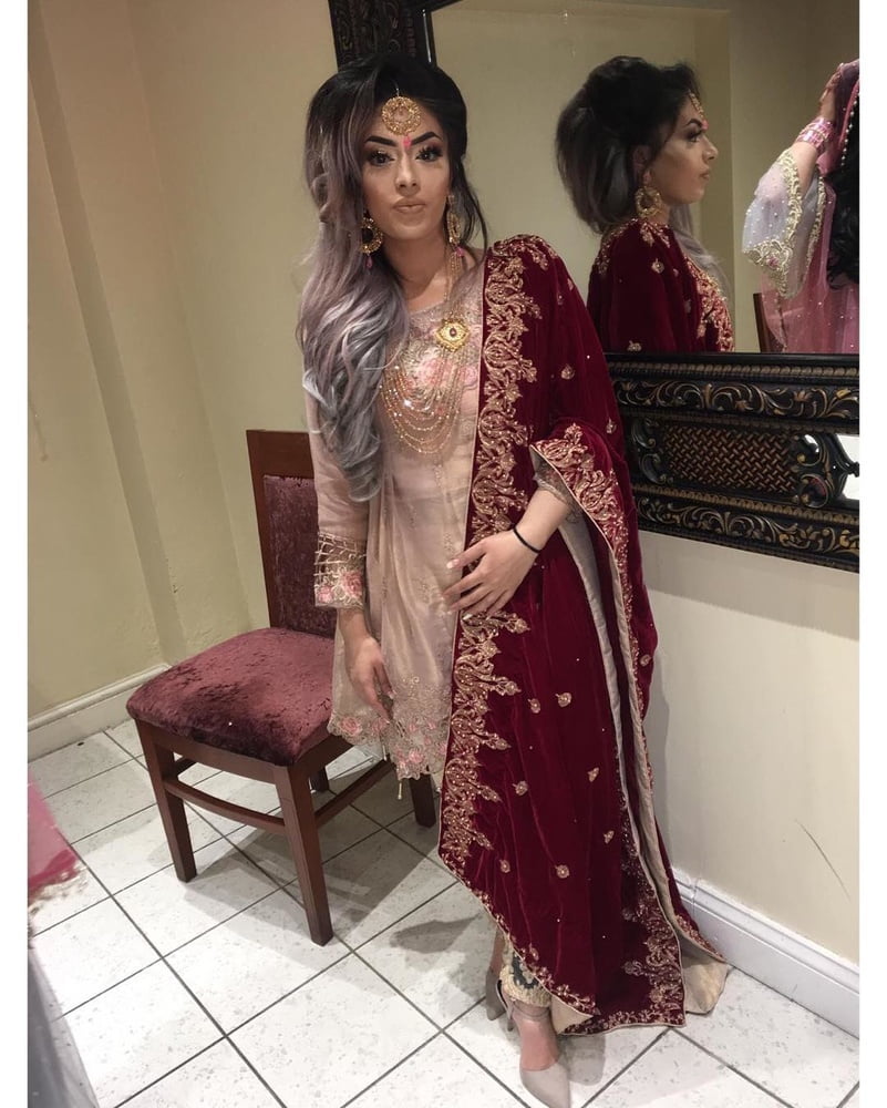 Sexy Paki Schlampen
 #92875987