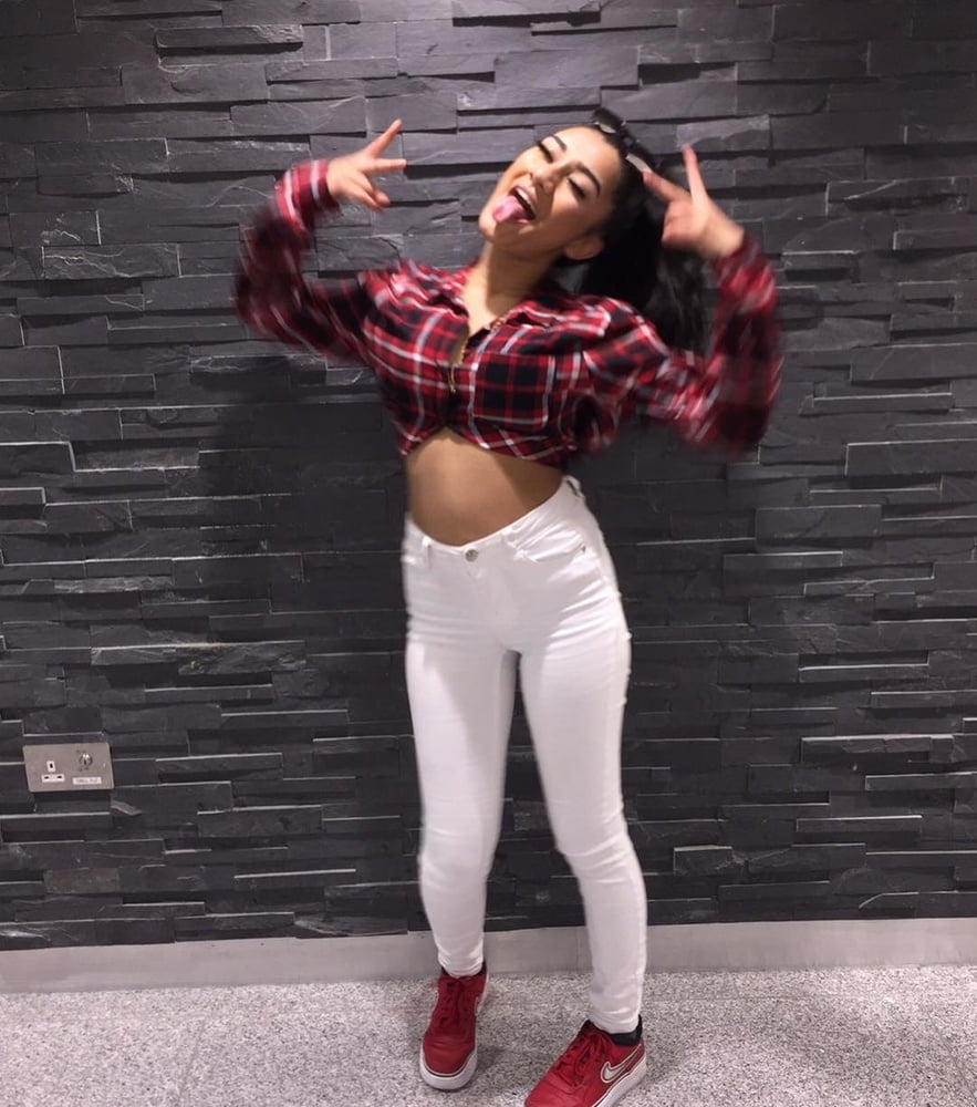 Sexy Paki Schlampen
 #92876045