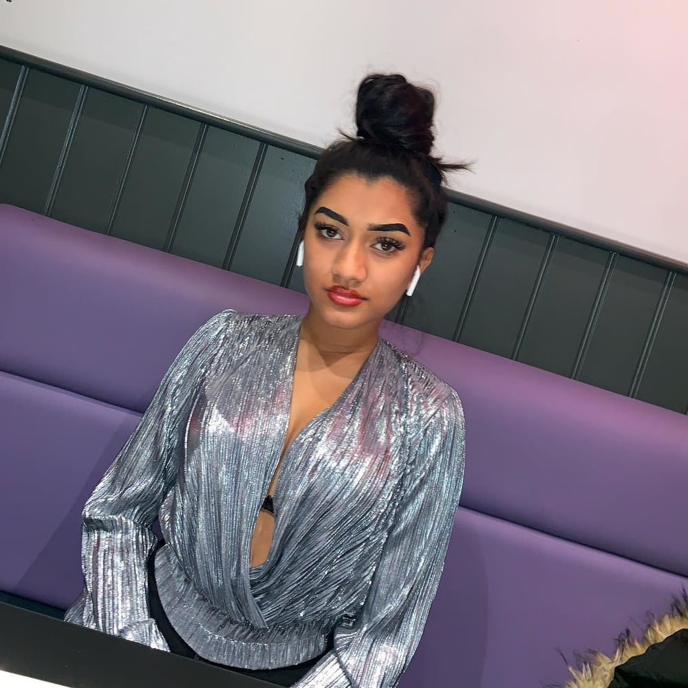 Sexy Paki Schlampen
 #92876067