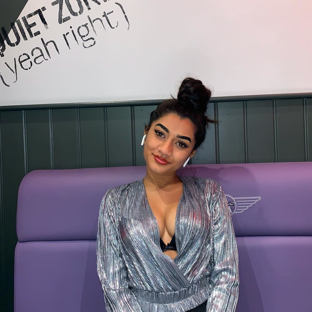 Sexy Paki Schlampen
 #92876070