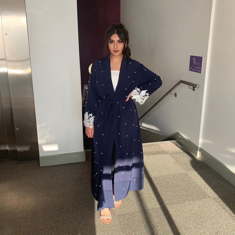 Sexy Paki Schlampen
 #92876127