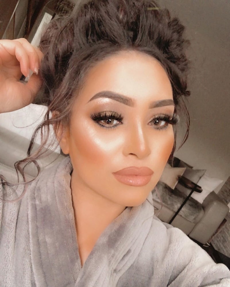 Sexy Paki Schlampen
 #92876131