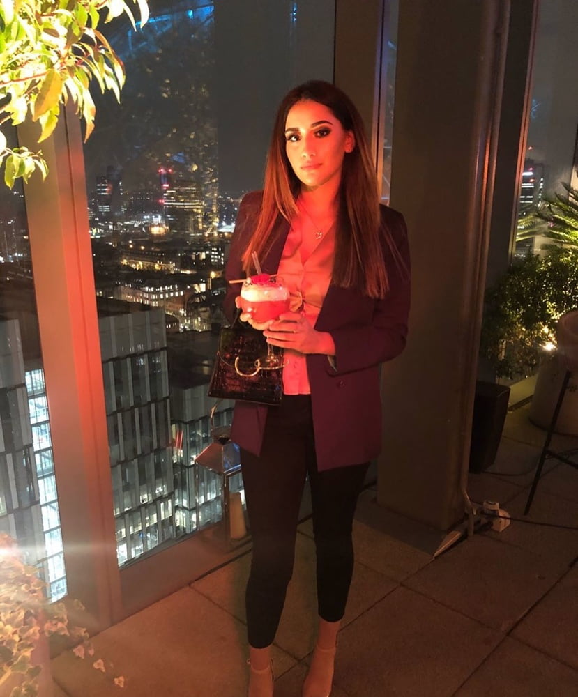 Sexy Paki Schlampen
 #92876138