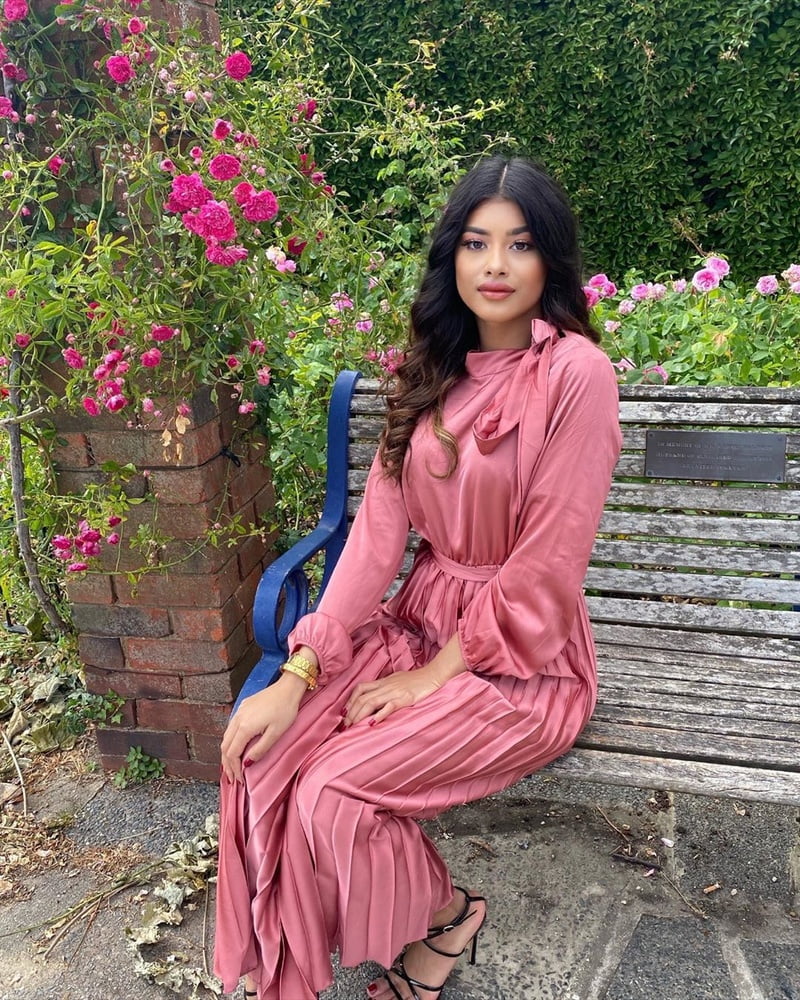 Sexy Paki Schlampen
 #92876209