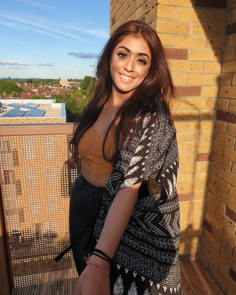 Sexy Paki Schlampen
 #92876229