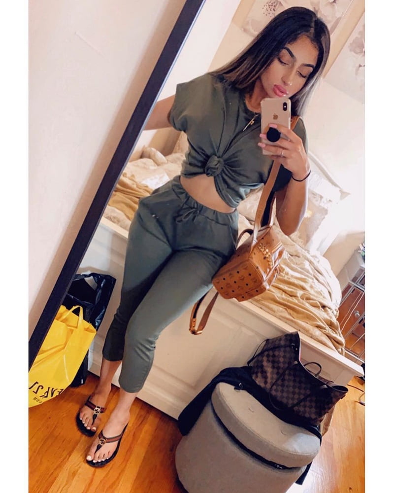 Sexy Paki Schlampen
 #92876245