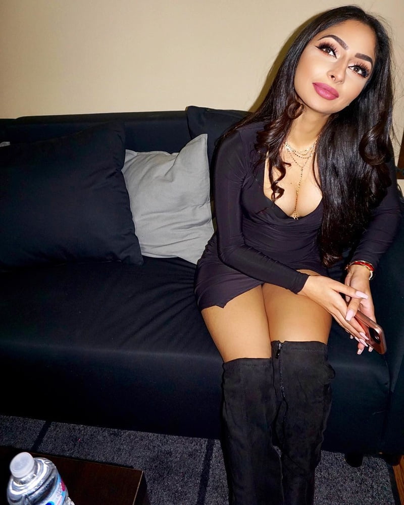 Sexy Paki Schlampen
 #92876264