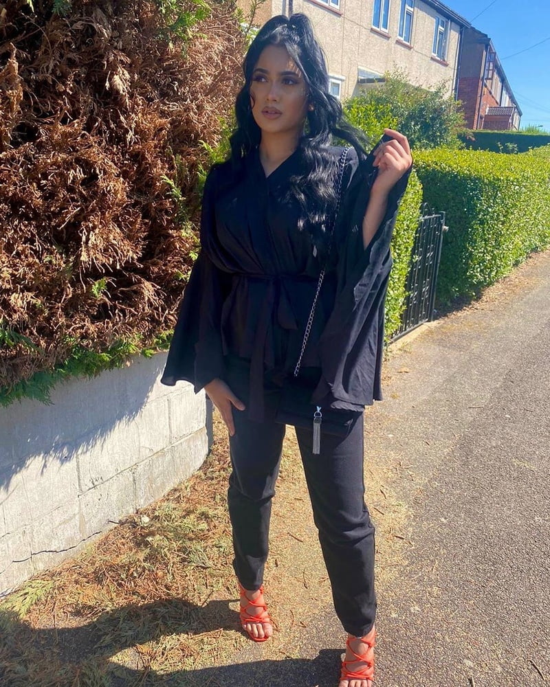 Sexy Paki Schlampen
 #92876298