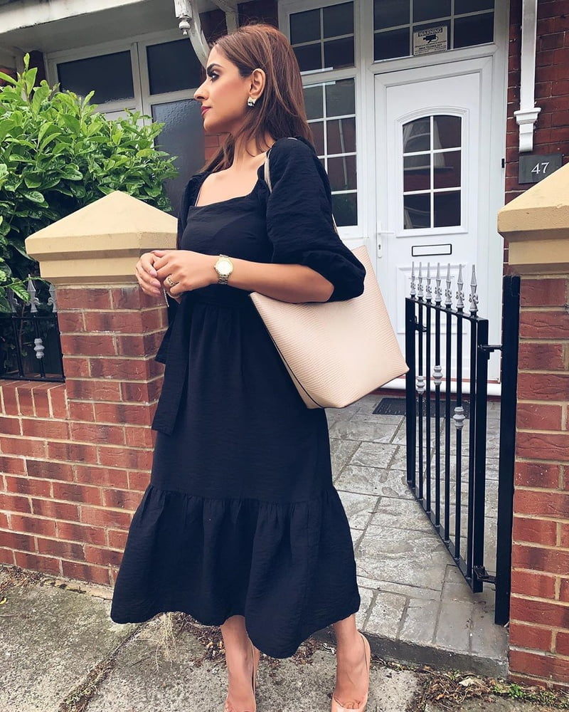 Sexy Paki Schlampen
 #92876302