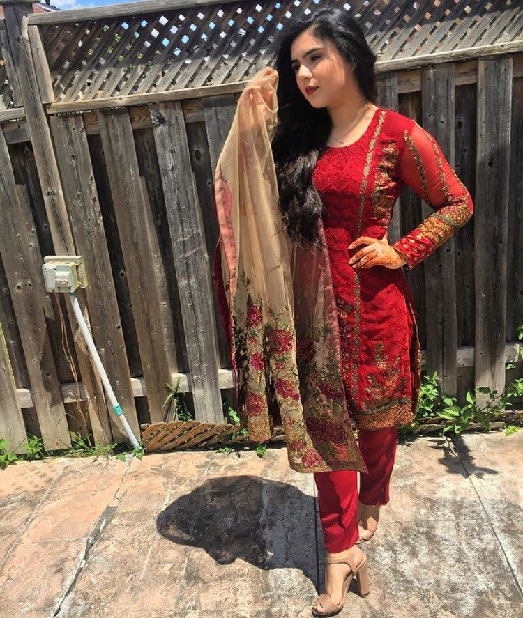 Sexy Paki Schlampen
 #92876354