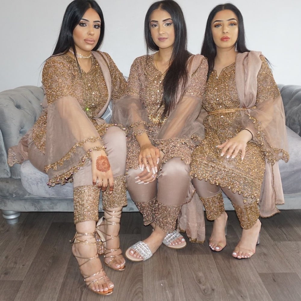 Sexy Paki Schlampen
 #92876371