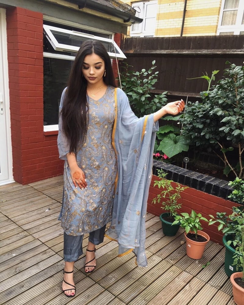 Sexy Paki Schlampen
 #92876504