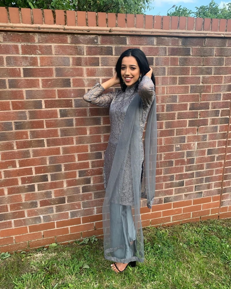 Sexy Paki Schlampen
 #92876551