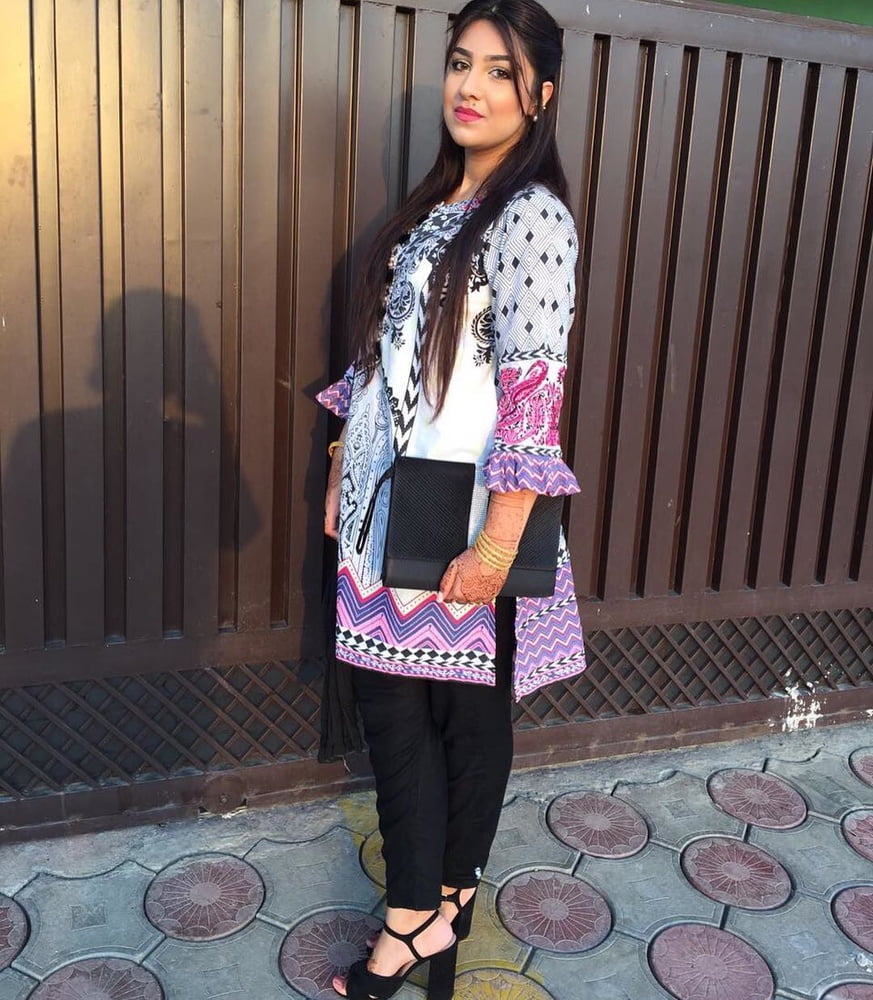 Sexy Paki Schlampen
 #92876575