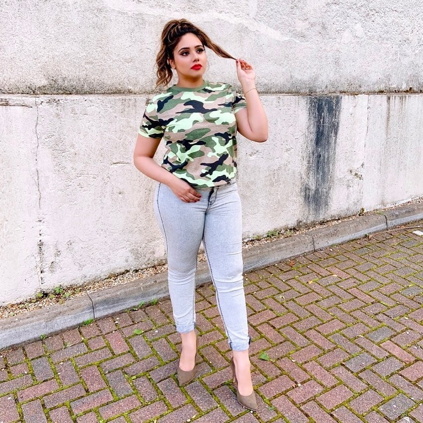 Sexy Paki Schlampen
 #92876607