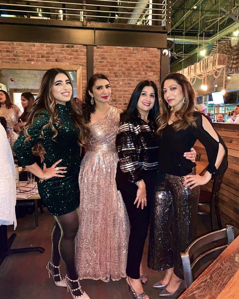 Sexy Paki Schlampen
 #92876663