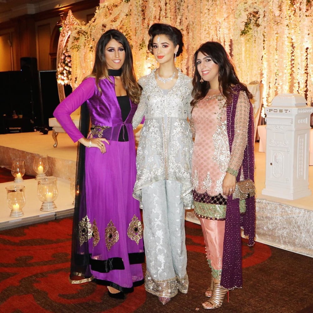 Sexy Paki Schlampen
 #92876686