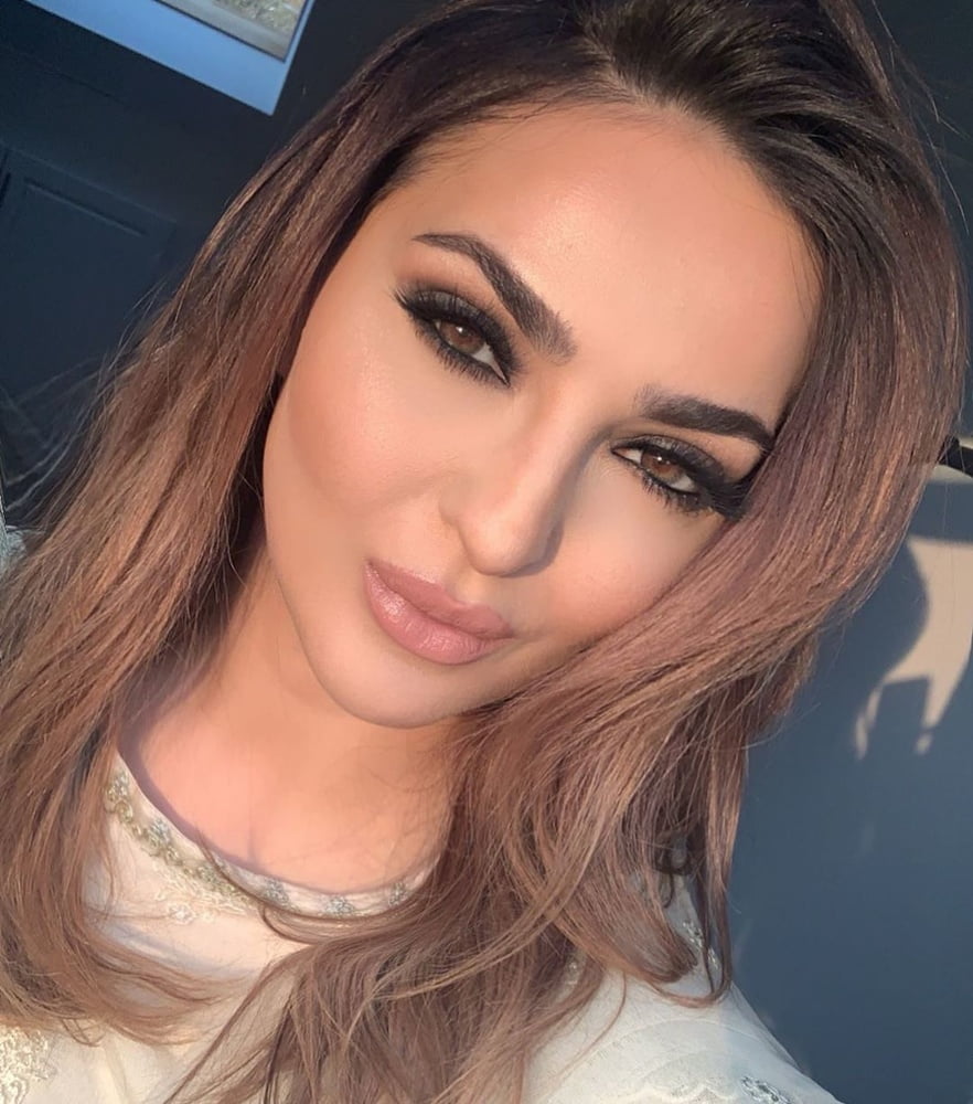 Sexy Paki Schlampen
 #92876720