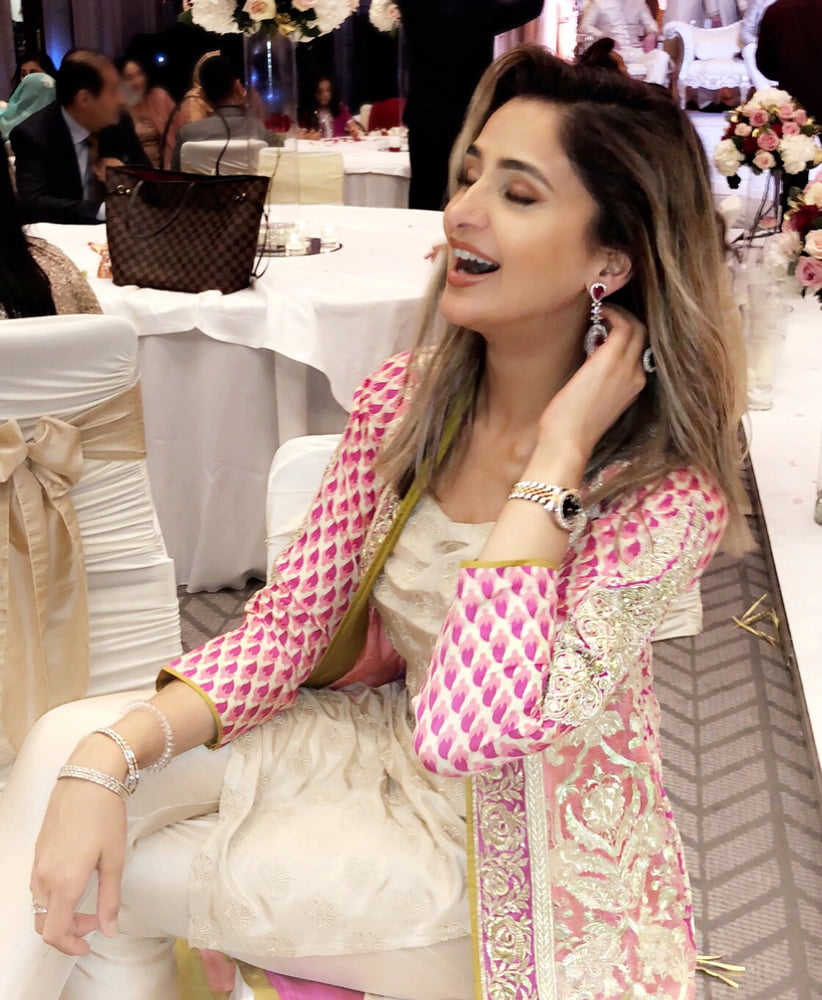 Sexy Paki Schlampen
 #92876728