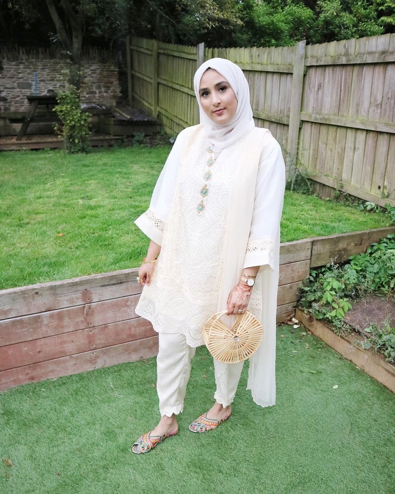 Sexy Paki Schlampen
 #92876792