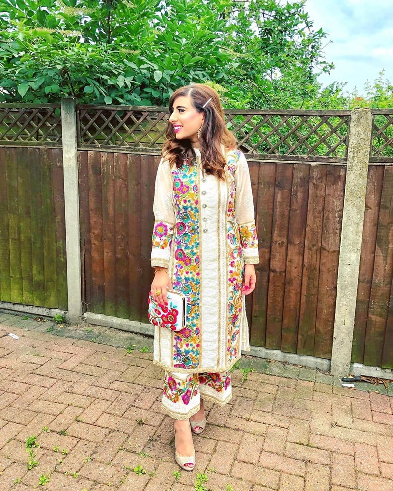 Sexy Paki Schlampen
 #92876802