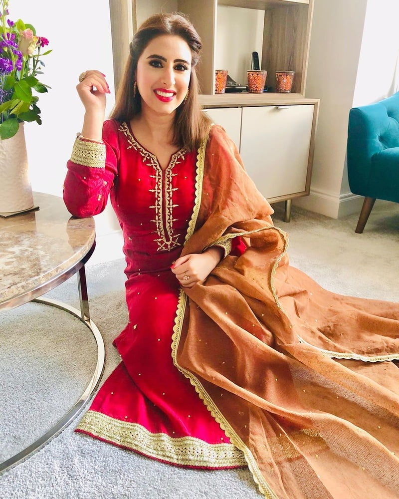 Sexy Paki Schlampen
 #92876810