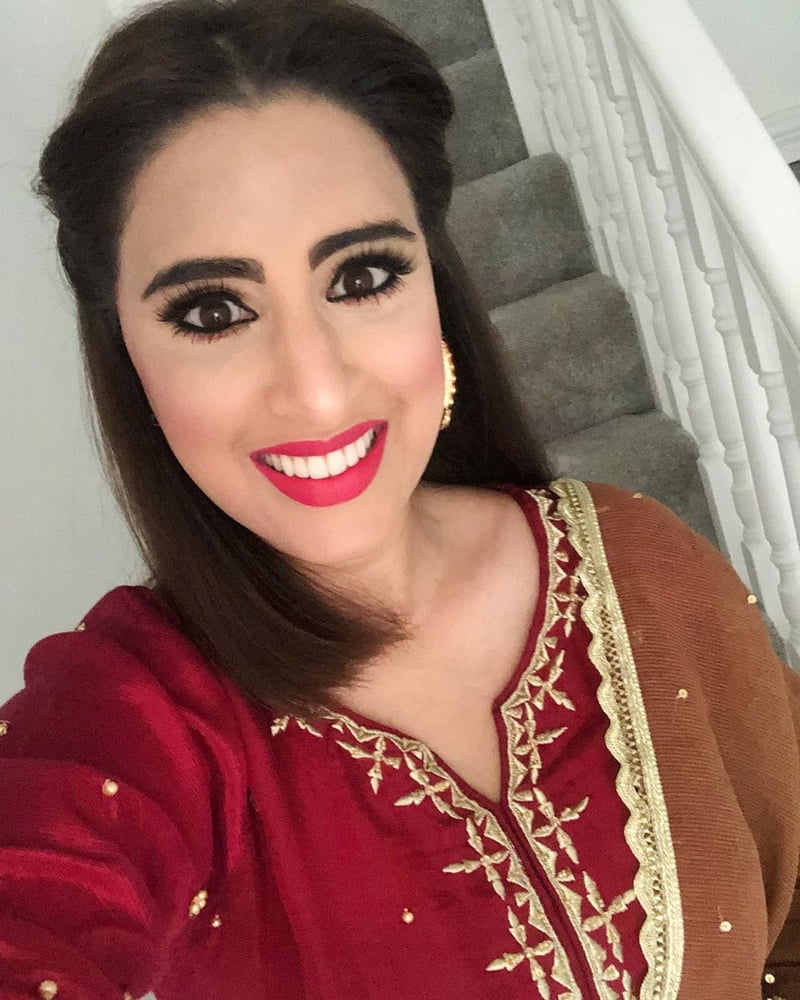 Sexy Paki Schlampen
 #92876836