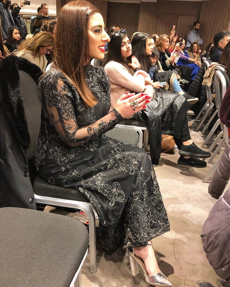 Sexy Paki Schlampen
 #92876976