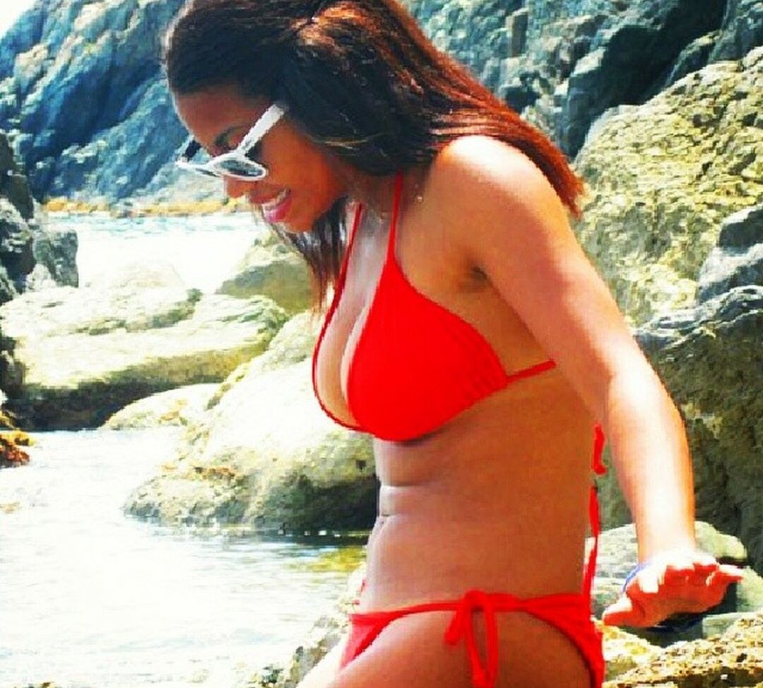 Camille Hyde desnuda #108710427