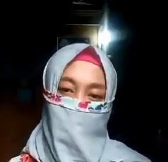 Indonesian jilbab cadar niqab "chandra"
 #100909711