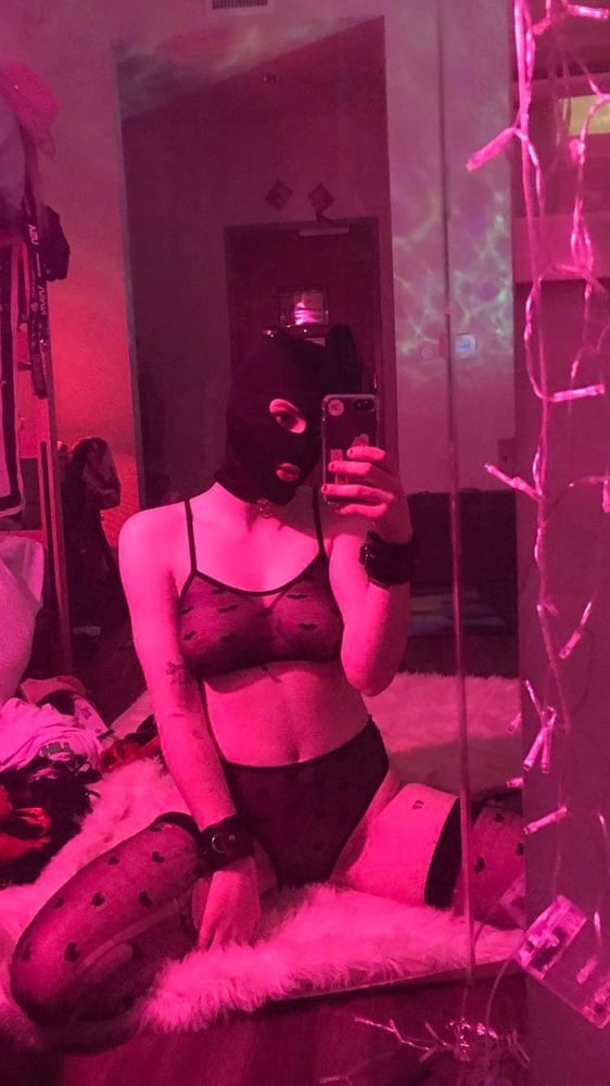 Alt girls 192
 #80327627