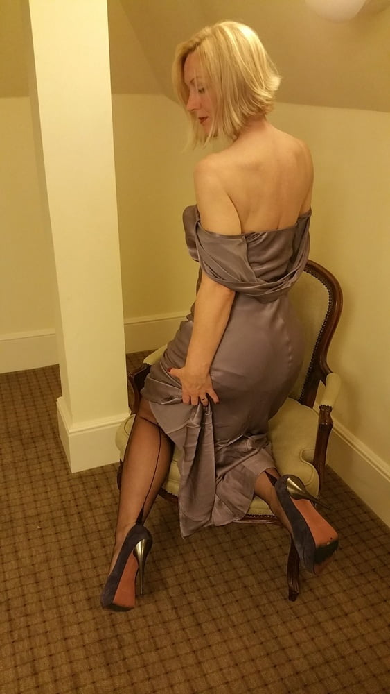 Milf y lencería una combinación perfecta
 #95402690
