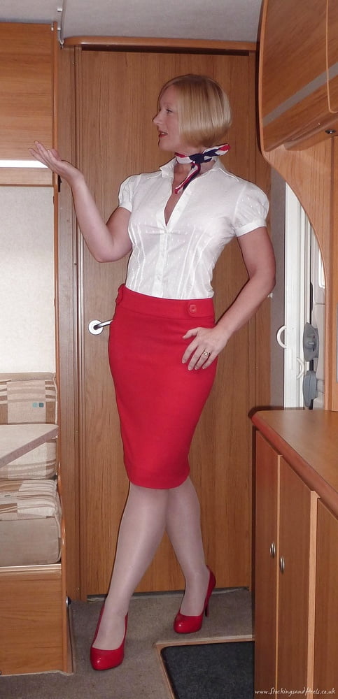 Milf y lencería una combinación perfecta
 #95403247