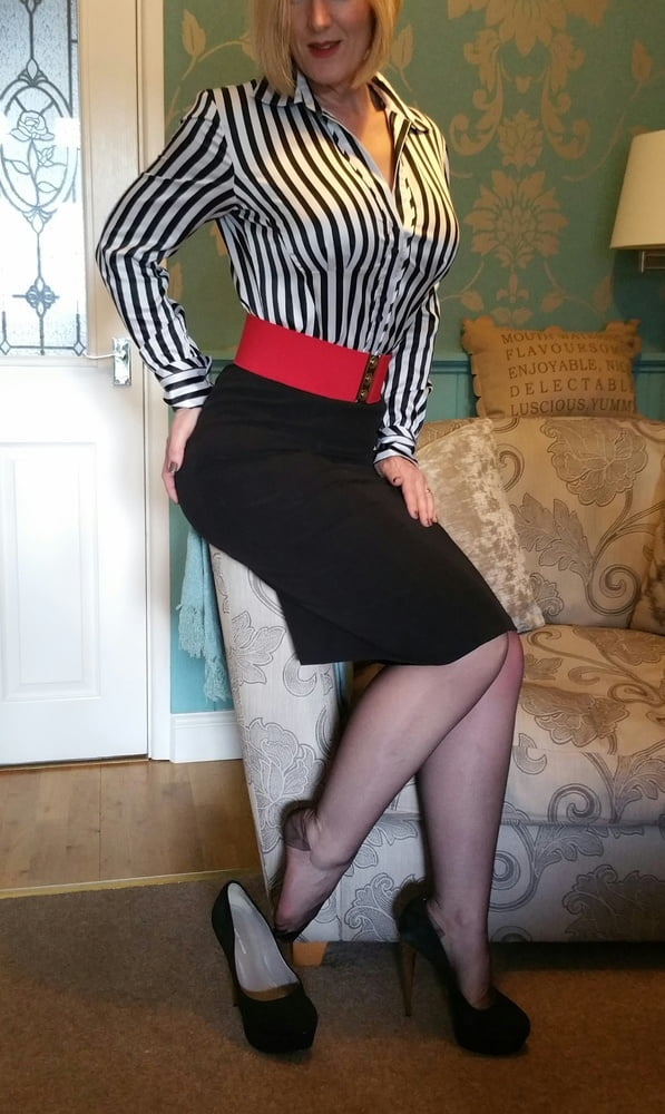 Milf y lencería una combinación perfecta
 #95403668