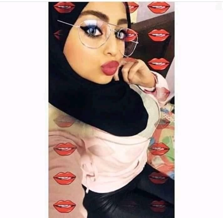 Sexy Hijab Schlampe
 #93992128