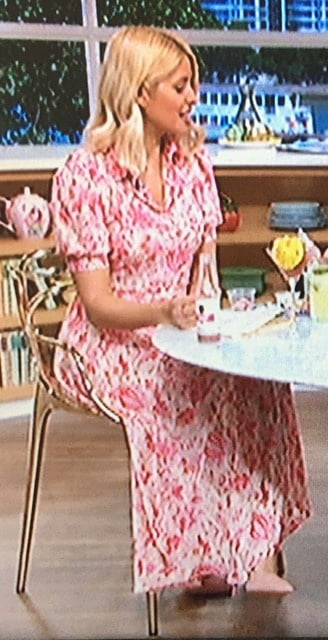 Feet and Heel Fetish- Holly Willoughby #90290267