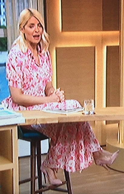 Feet and Heel Fetish- Holly Willoughby #90290287