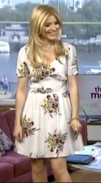 Feet and Heel Fetish- Holly Willoughby #90290311